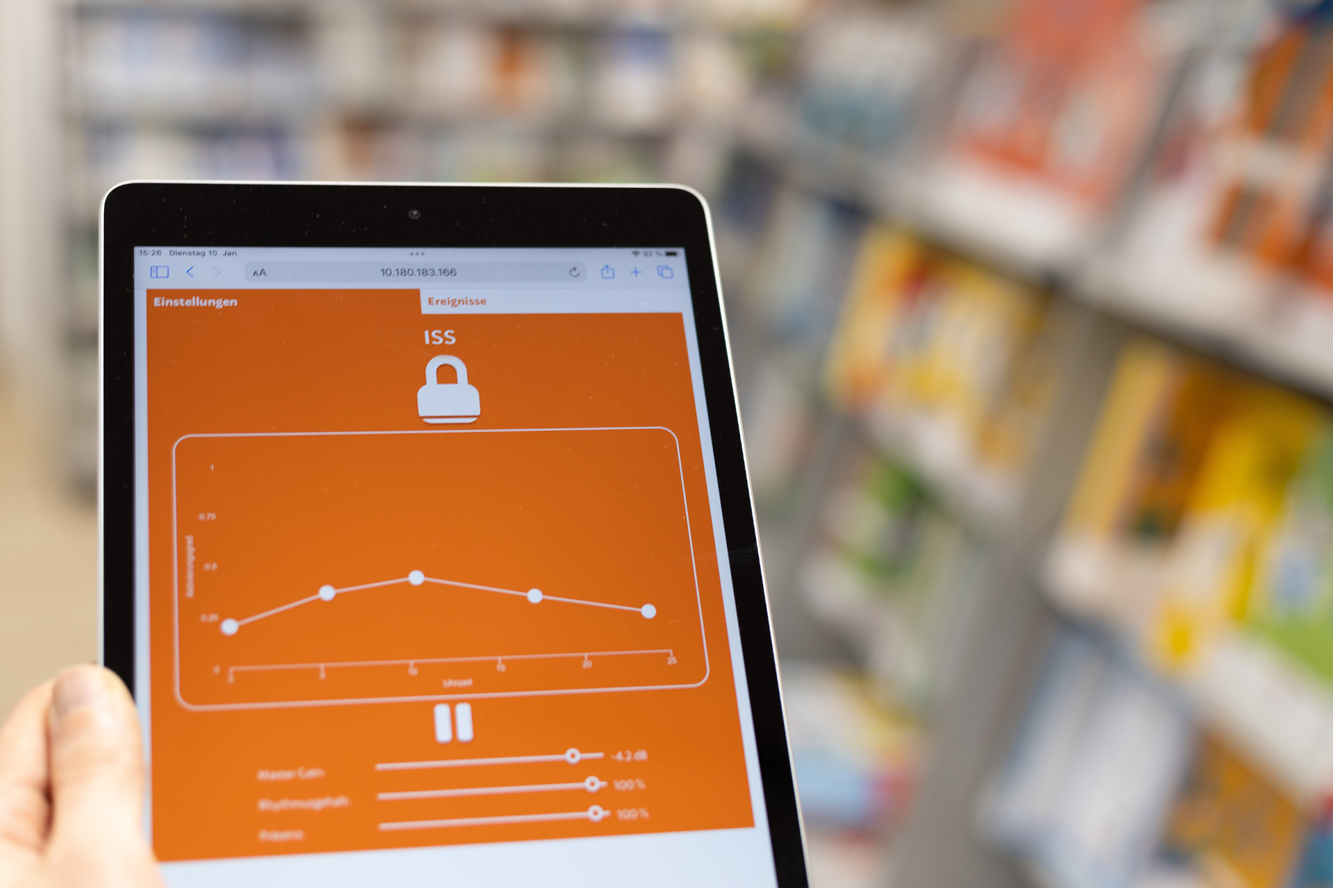 Unser Kunde Cornelsen weitet seine akustische Markenkommunikation auf einen weiteren Touchpoint aus: den Brand Showroom am Standort Hannover (Informationszentrum).